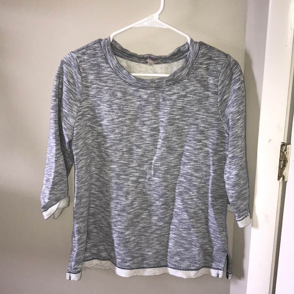 gap quarter length sleeve sweatshirt